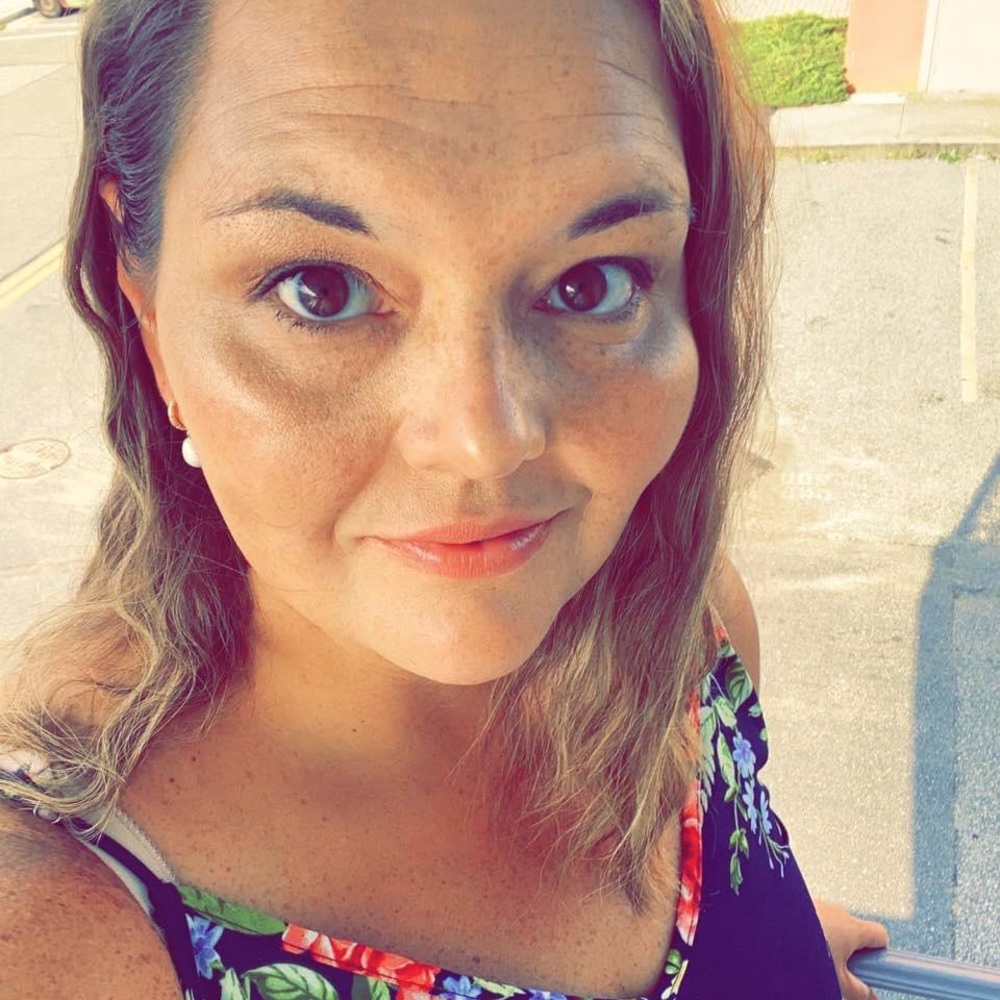Meet your Posher, April